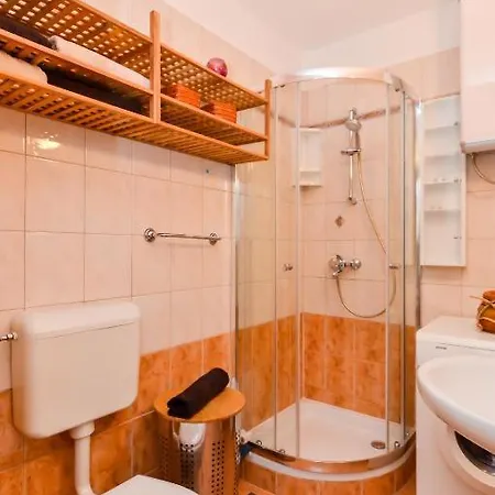 Centroom * Ζαντάρ